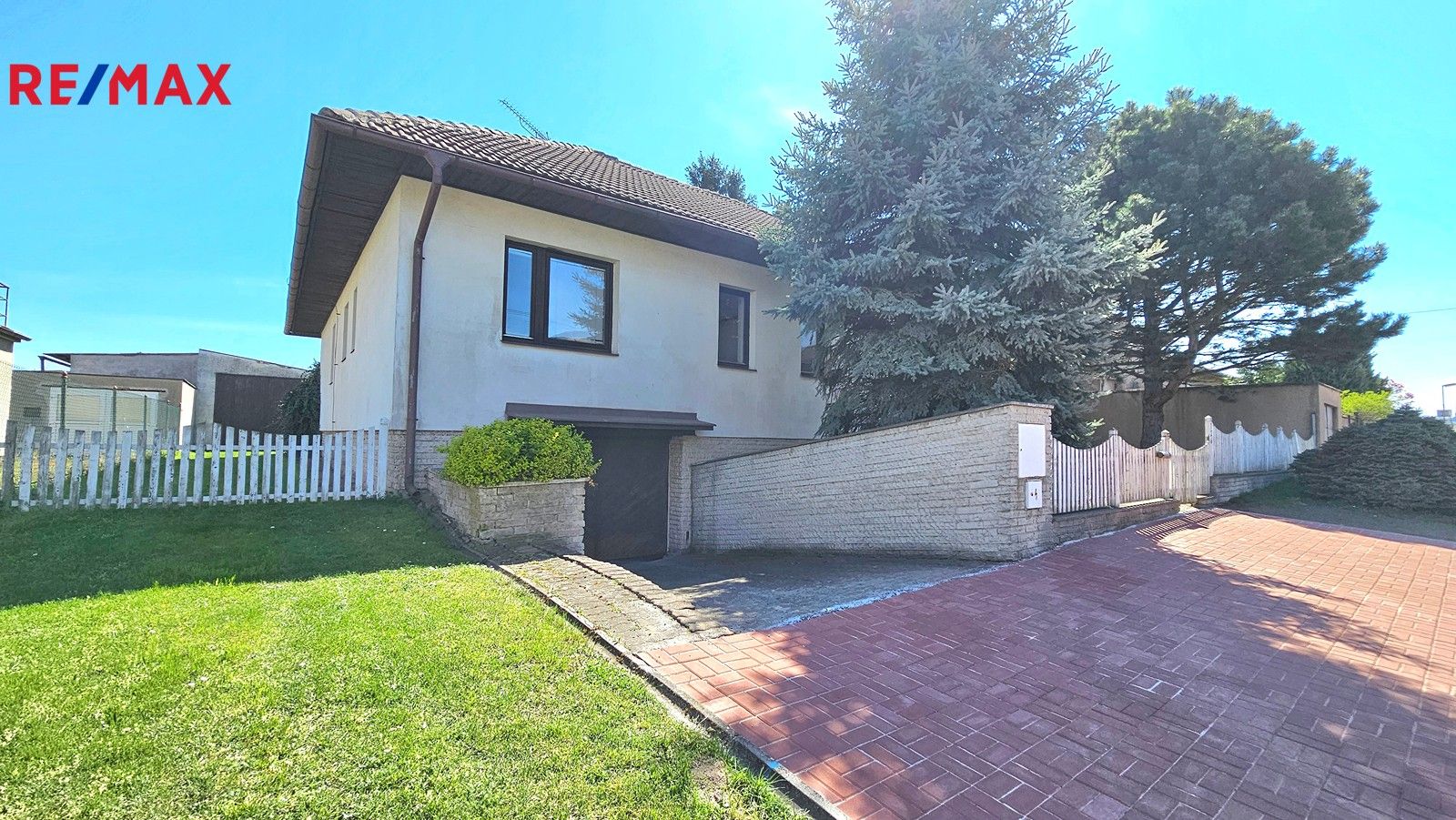 Rodinné domy, Sluneční, Nová Ves I, 140 m²