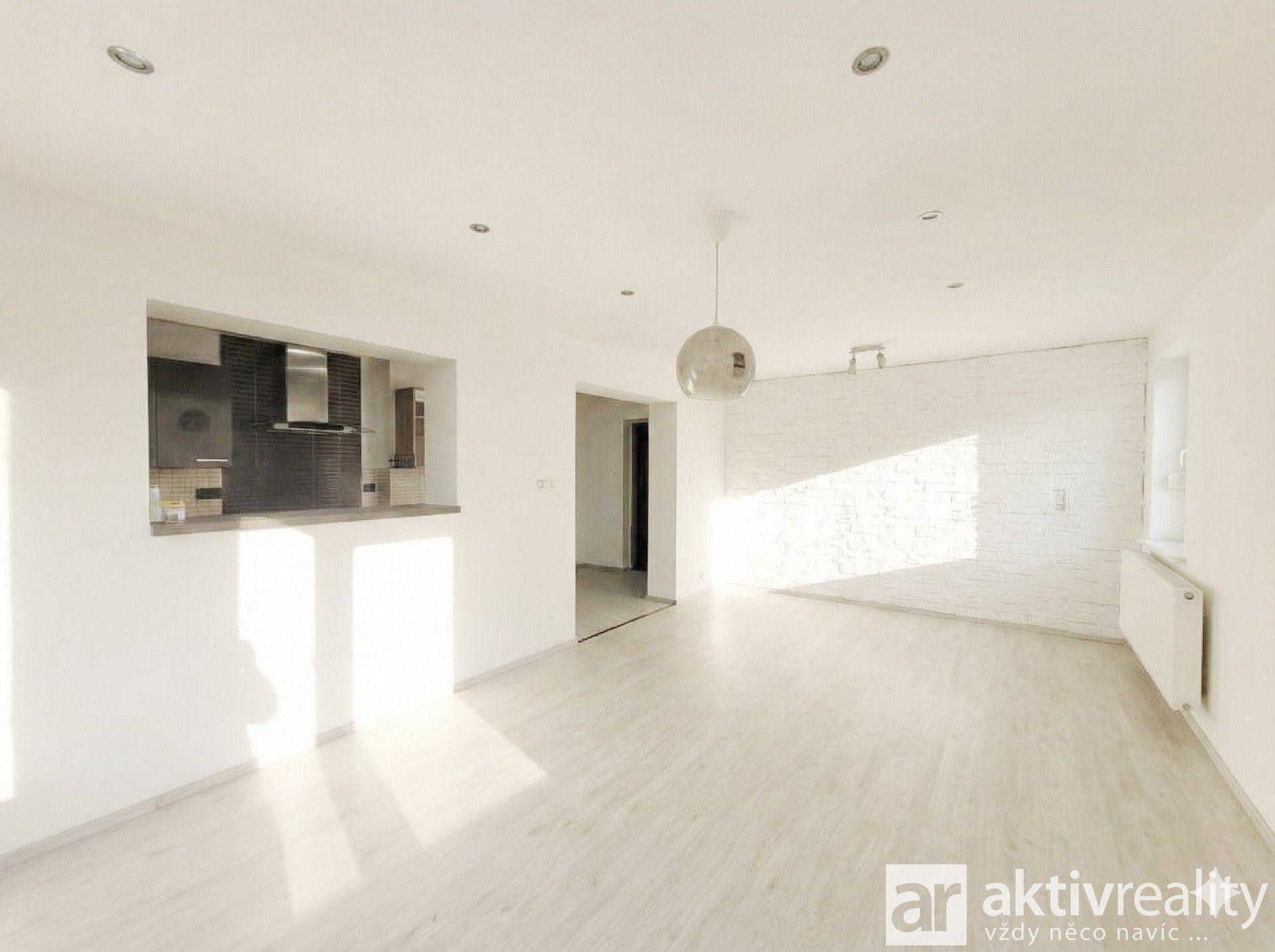 Pronájem byt 4+1 - Nerudova, Neratovice, 110 m²