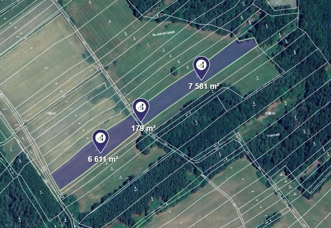 Louky, Ježovy, 14 371 m²