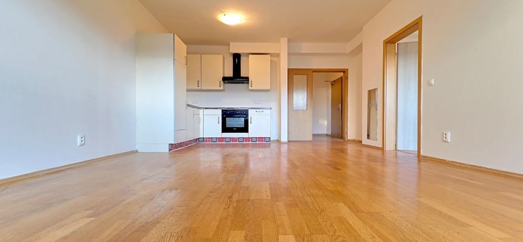 2+kk, Varhulíkové, Praha - Holešovice, 60 m² - 1