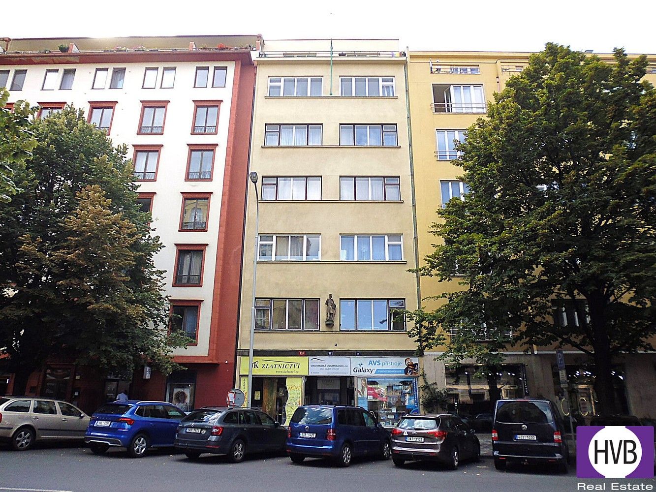 Obchodní prostory · 18 m² · Praha - Vinohrady, okres Praha 2, Hlavní město Praha - 3