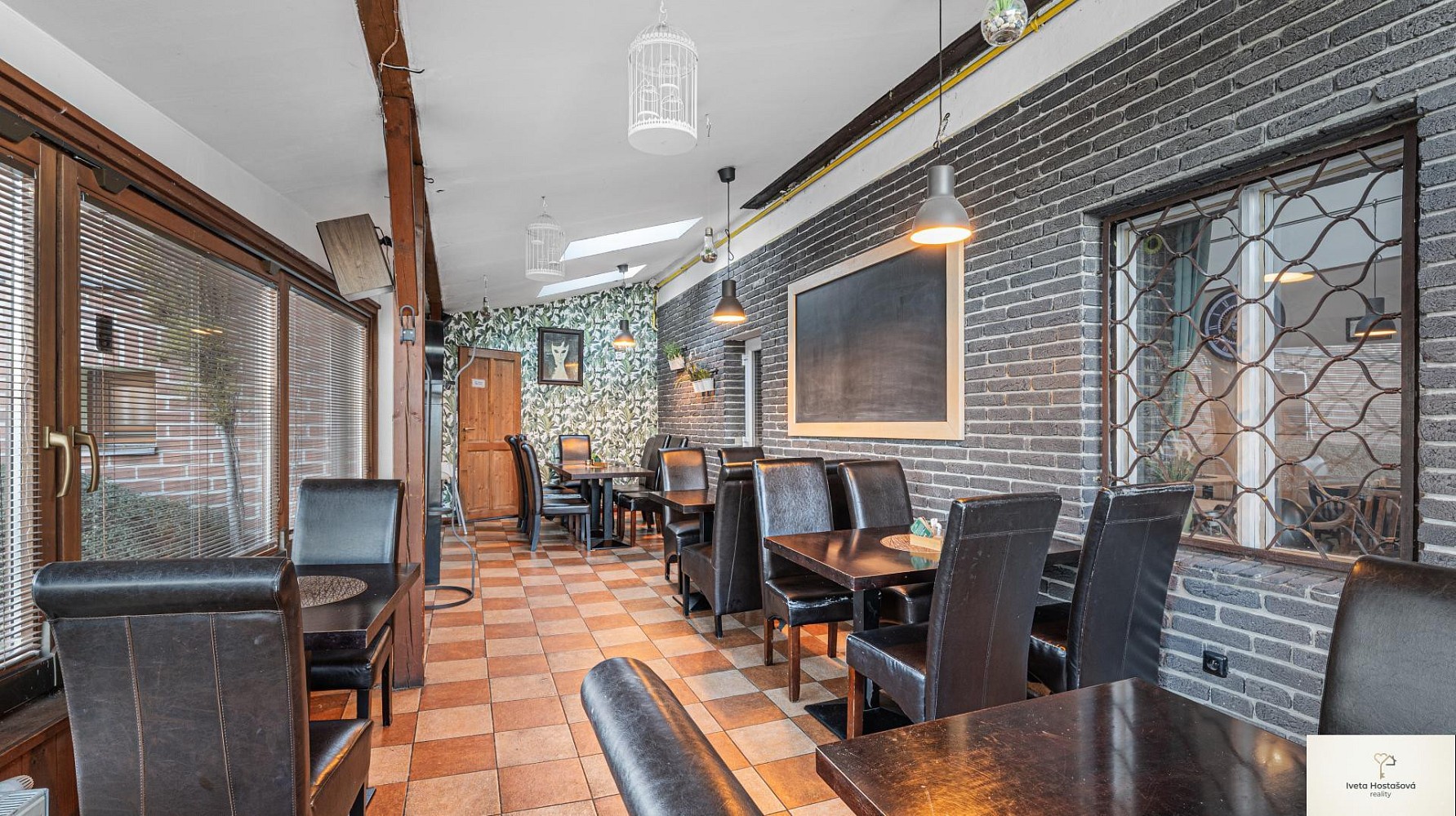 Prodej restaurace - Mezi Křižovatkami, Dolní Břežany, okres Praha-západ, 110 m² - 5