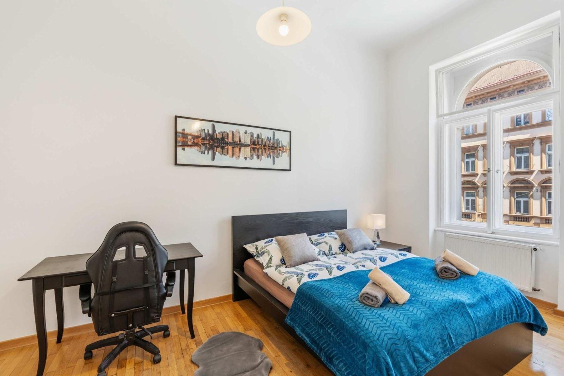 Pronájem byt - Tyršova, Praha - Nové Město, 151 m² - 2