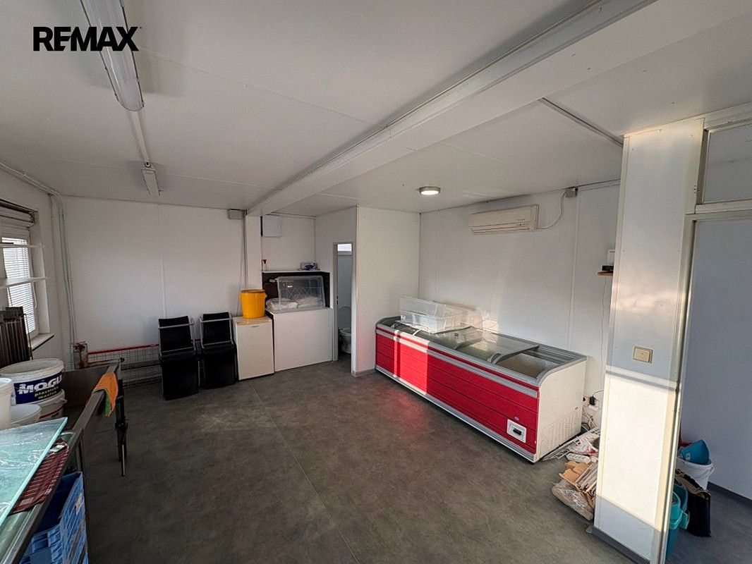 Pronájem obchodní prostory - Břeclav, Jihomoravský kraj, 150 m² - 2