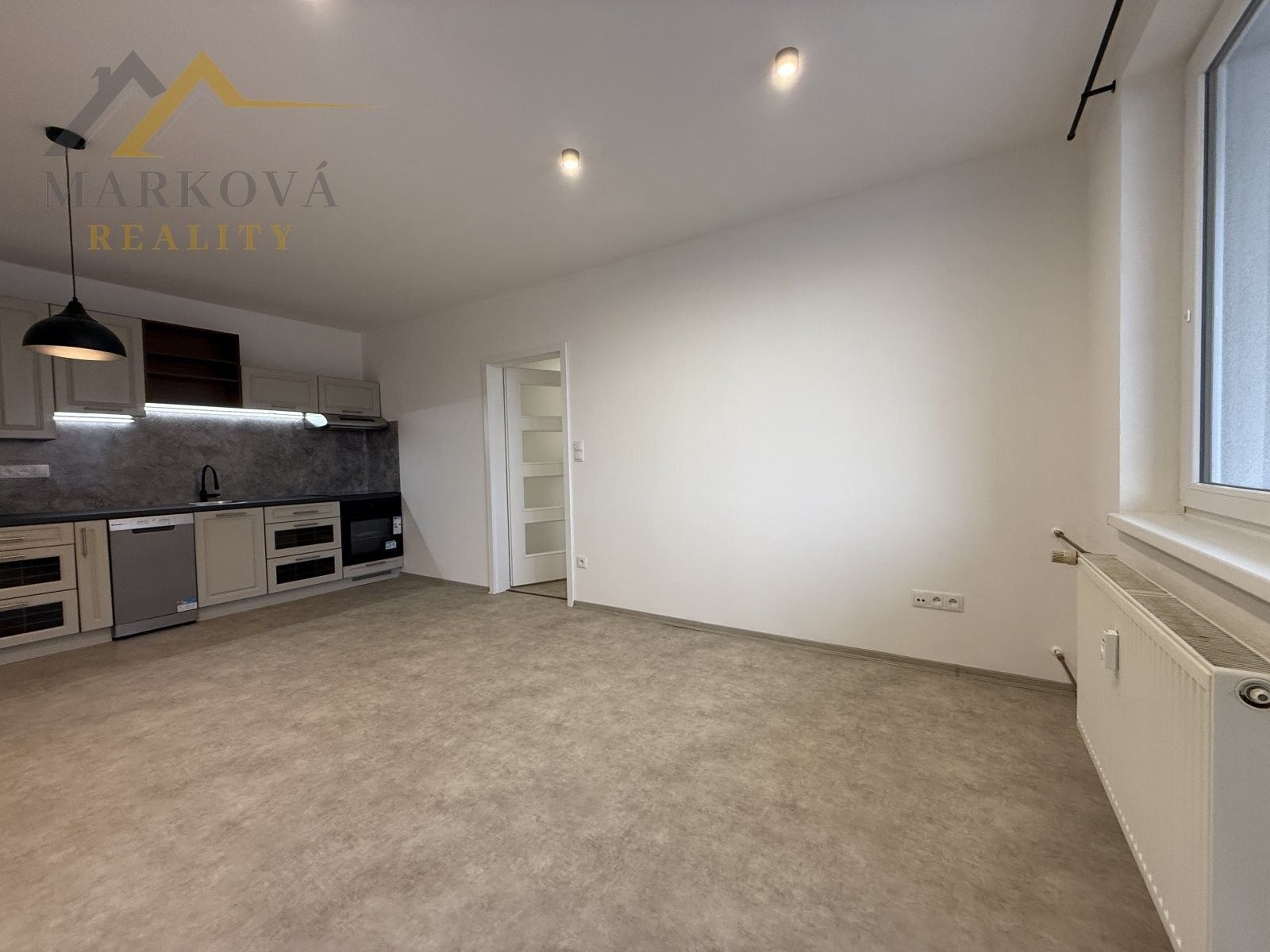 Pronájem byt 2+kk - J. Bendy, České Budějovice, 39 m²