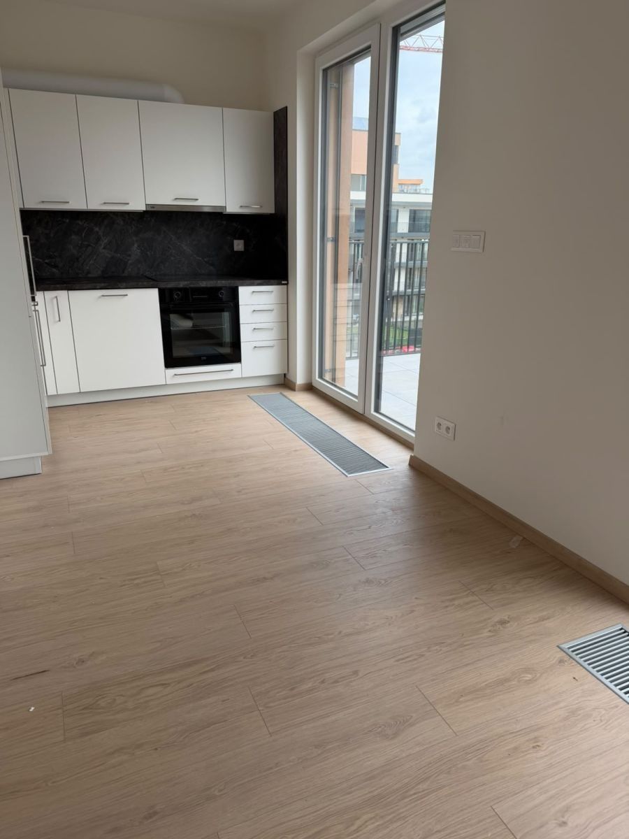 Byt 1+kk · 30 m² · Jáchymovská, Praha - Řeporyje - 2