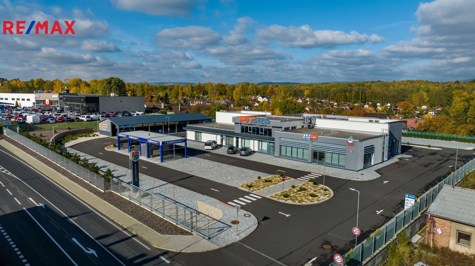 Prodej komerční - Karlovy Vary, 1 m²