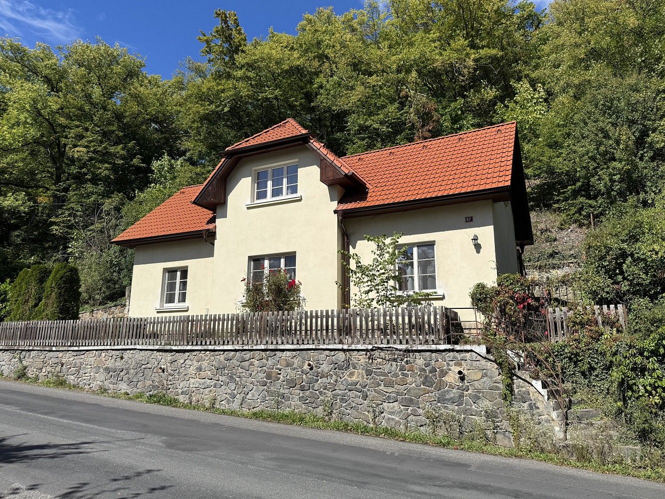 Rodinné domy, Velká Buková, okres Rakovník, Středočeský kraj, 108 m² - 1