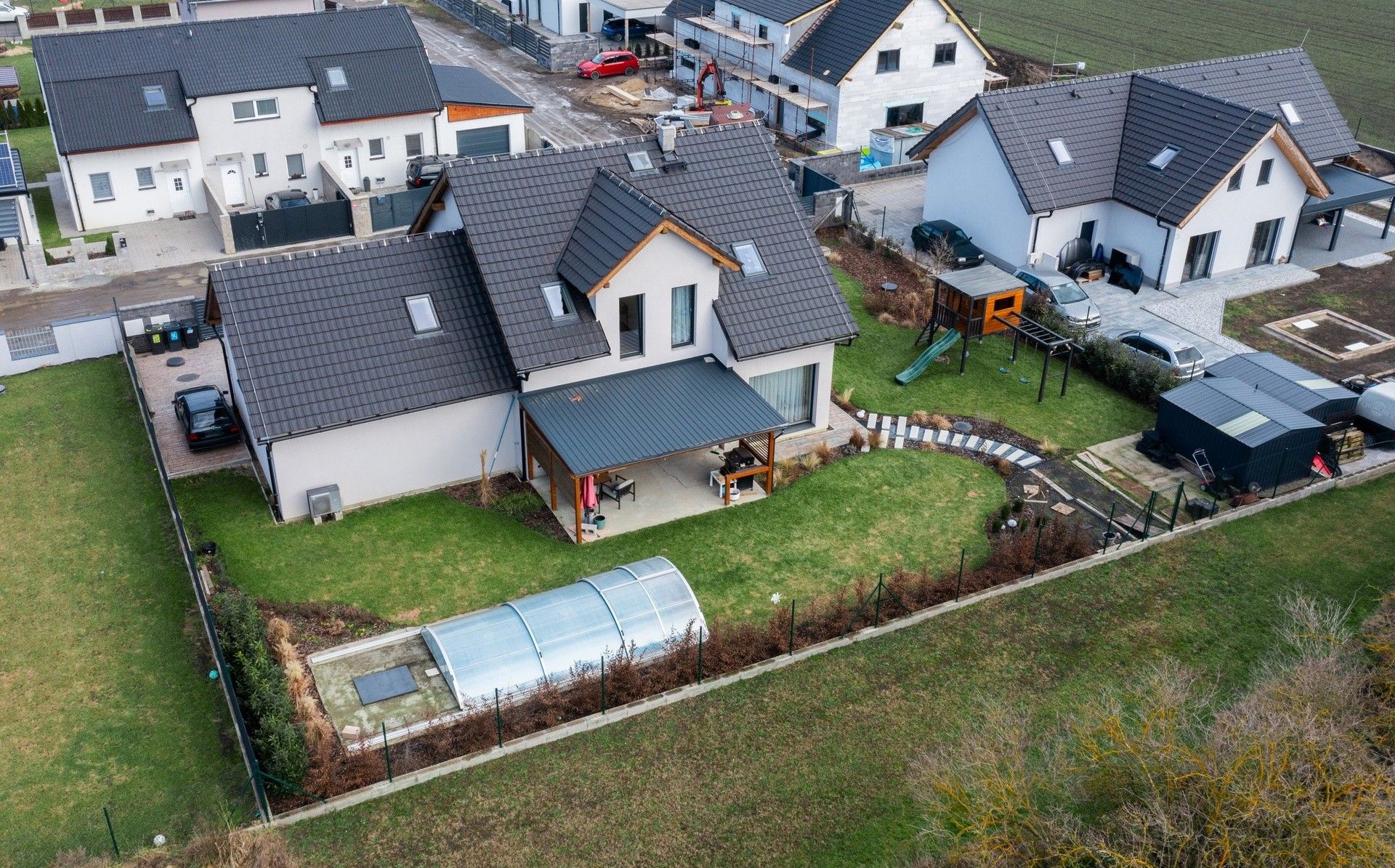 Prodej rodinný dům - Okružní, Kostelec nad Labem, 210 m²