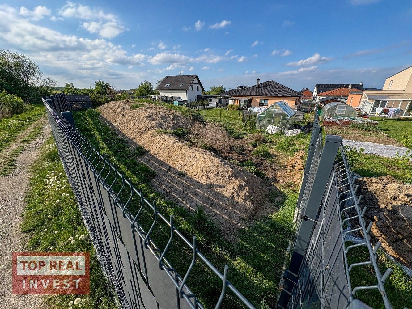 Zahrada, 437 m²