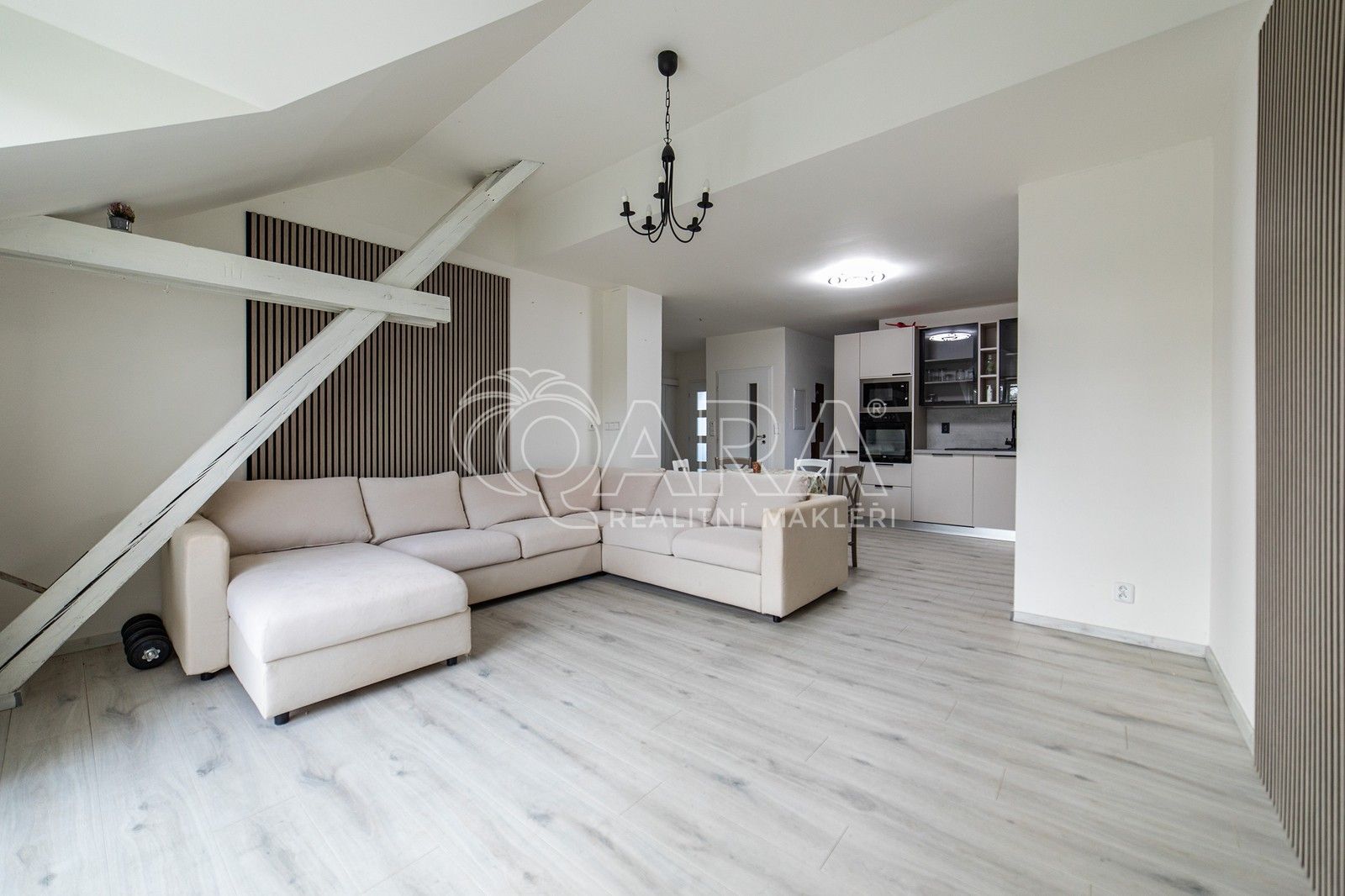 Prodej byt 5+kk - Za Dvorem, Holubice, 117 m²