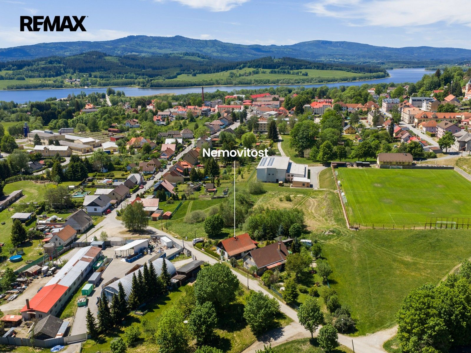 Prodej rodinný dům - V Domkách 230, Horní Planá, 90 m² - 5