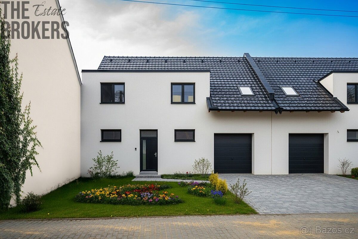 Rodinné domy, Mikulčice, 696 19