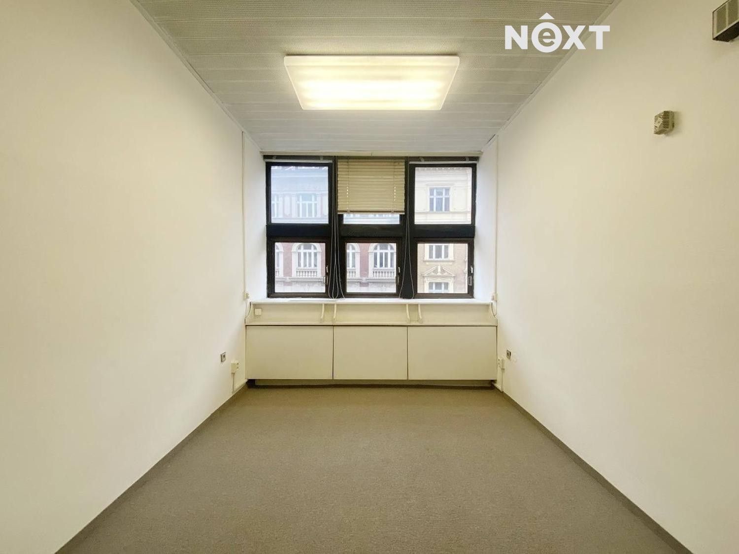 Kancelář · 36 m² · Na Moráni, Praha Nové Město - 3