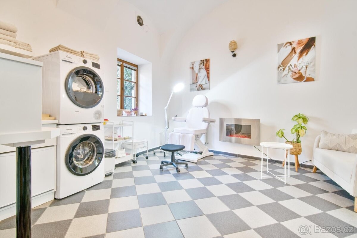 Obchodní prostory · České Budějovice, 370 01 - 4