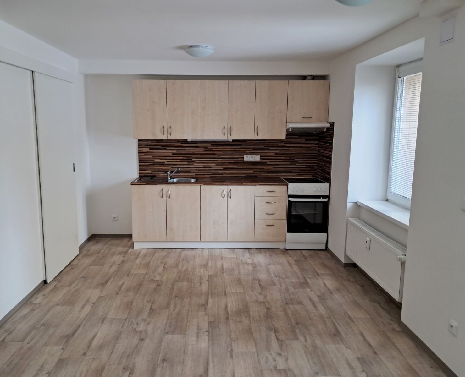 2+kk, Karáskovo náměstí, Brno - Židenice, Jihomoravský kraj, 47 m² - 2