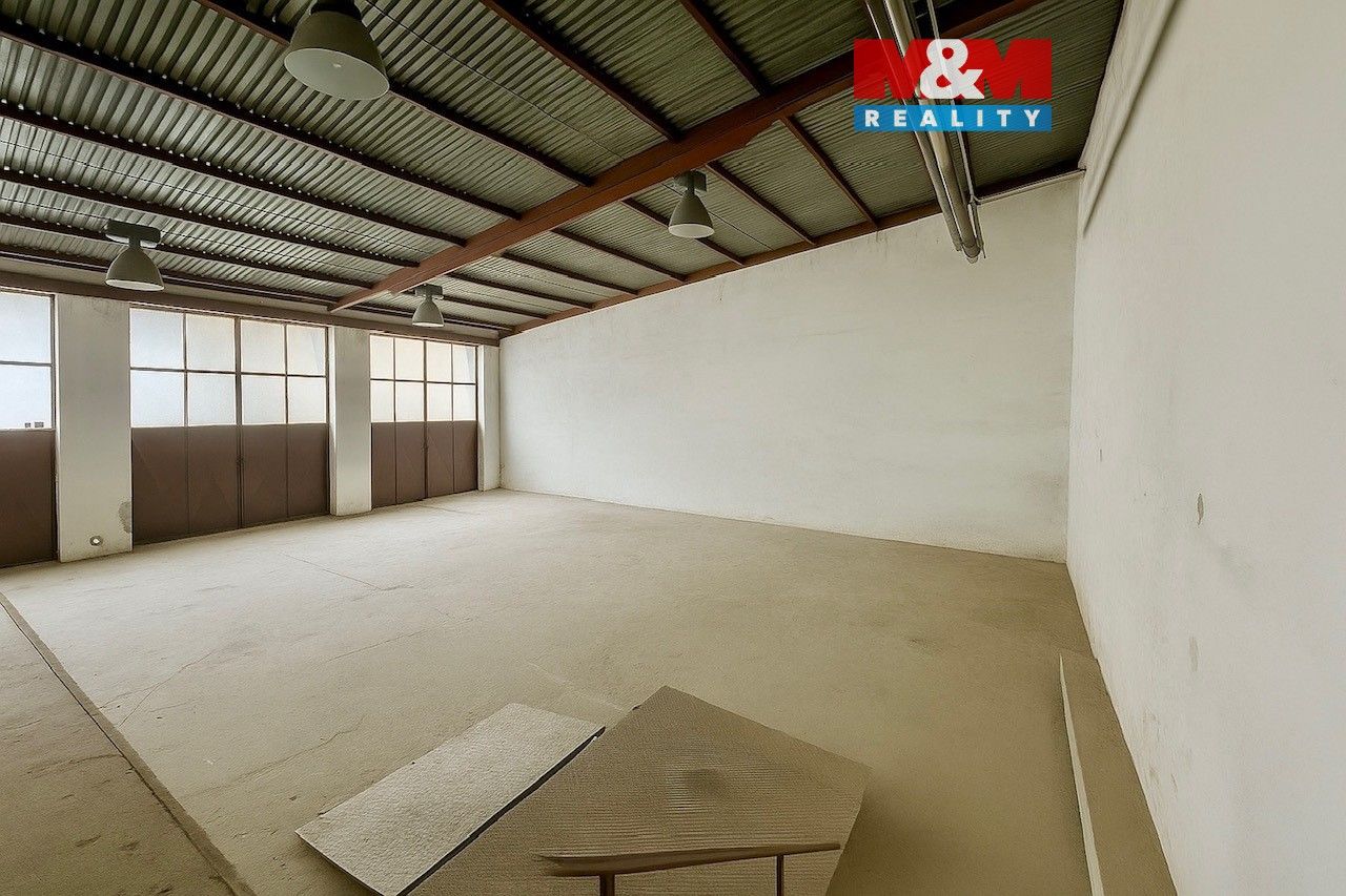 Obchodní prostory, Vršovců, Chomutov, 115 m²