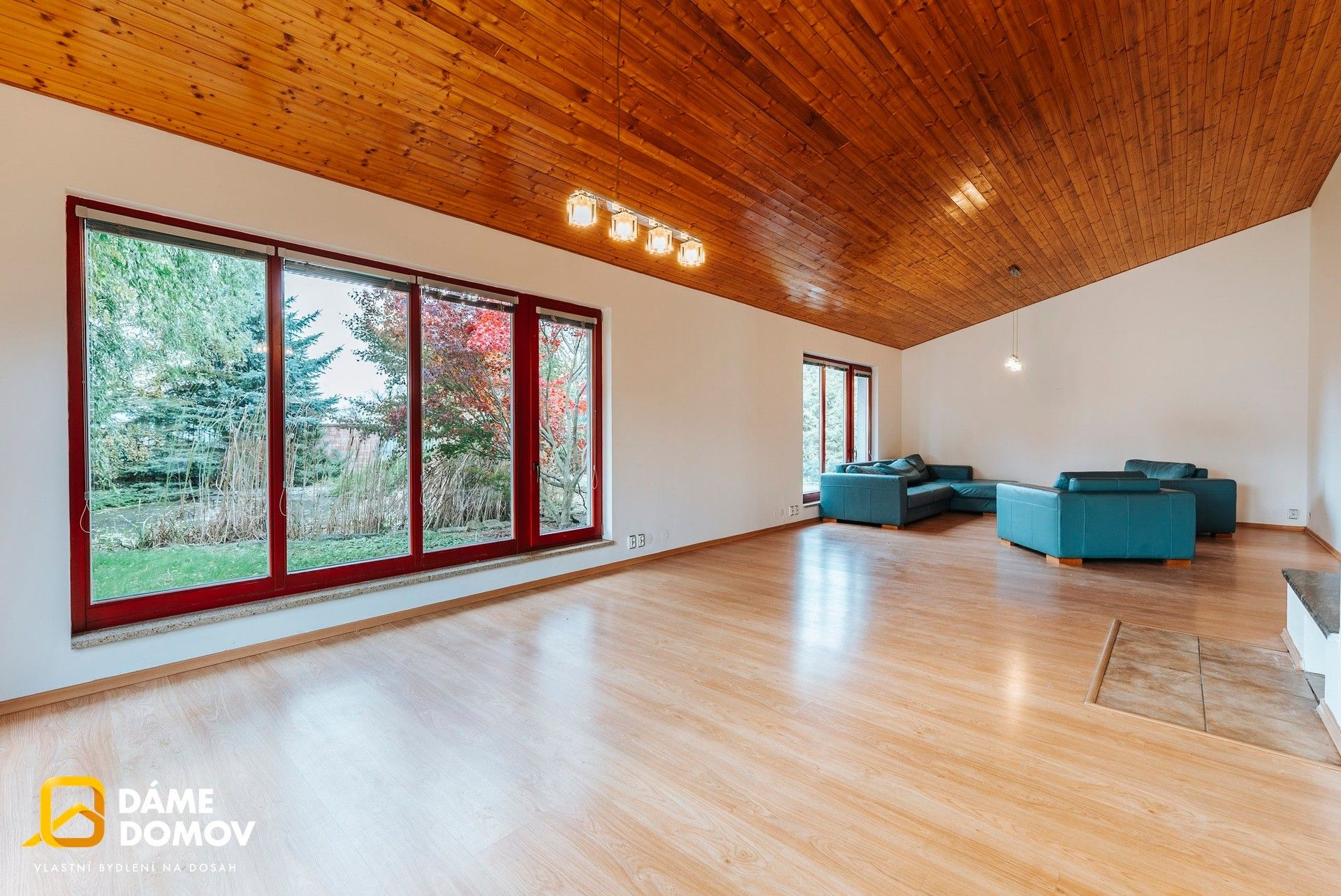 Prodej dům - Školní, Pohořelice, 350 m²