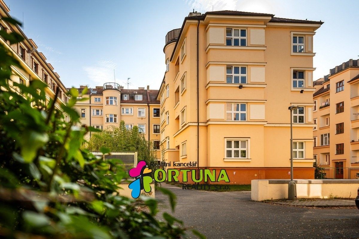 3+1, Fr. Hrubína, České Budějovice, 81 m²