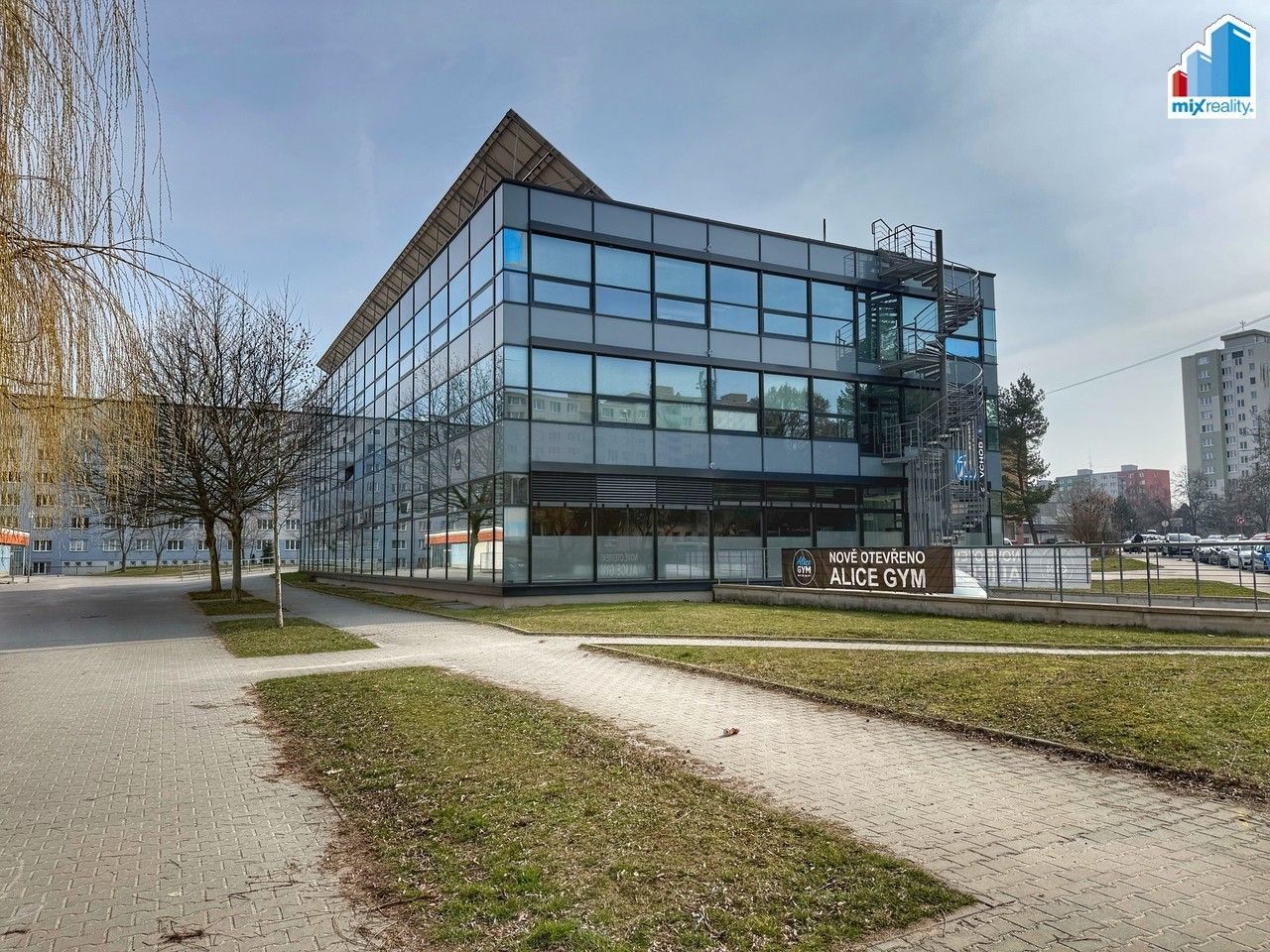 Kancelář · 2 000 m² · Macháčkova, Plzeň - 3