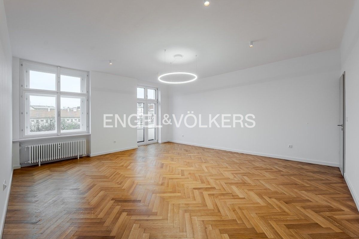 Pronájem byt 3+1 - Karlovo náměstí, Praha, 126 m²