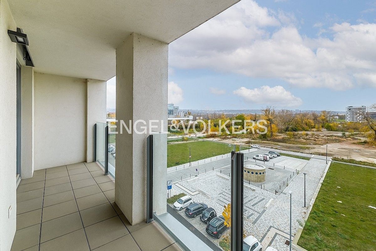 Byt 2+kk · 63 m² · Praha - Karlín, okres Praha 8, Hlavní město Praha - 3