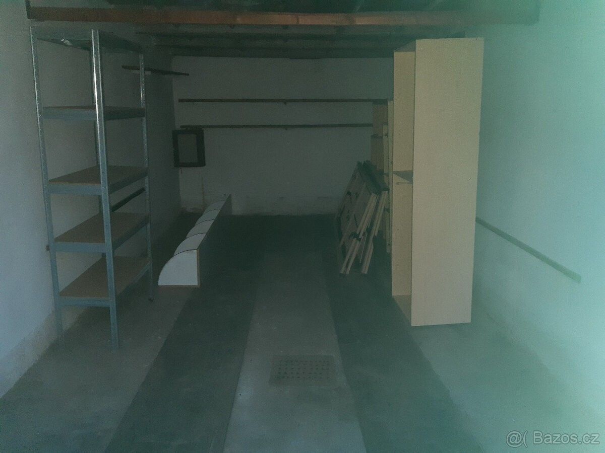 Pronájem garáž - České Budějovice, 370 05