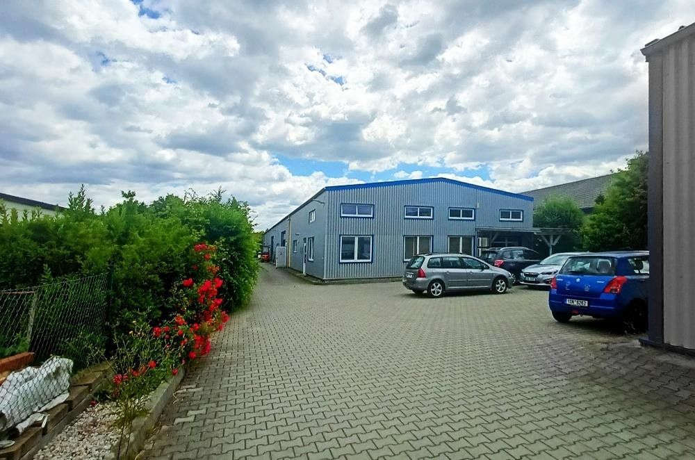 Pronájem sklad - Tachlovice, 1 050 m²