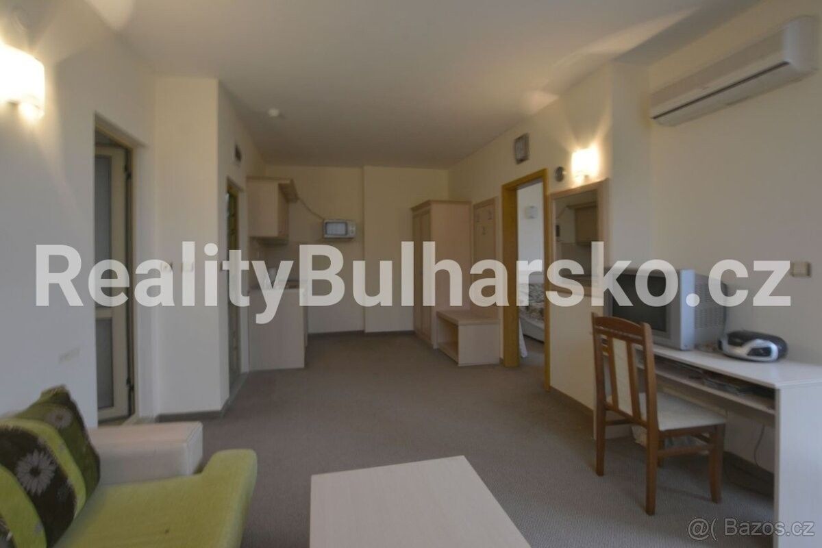 Prodej byt - 987 66, Zahraničí