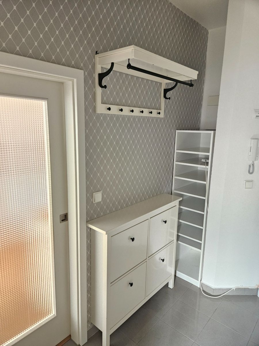 Pronájem byt 2+kk - Družstevní, Praha - Nusle, 43 m² - 5