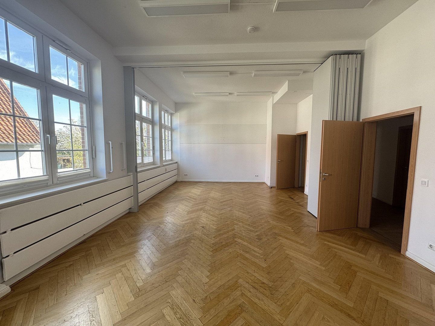 Kanceláře, Leinstraße 56, , Dolní Sasko, 268 m² - 2