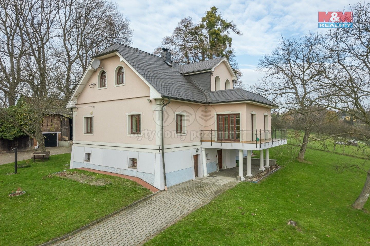 Prodej rodinný dům - Třešňová, Orlová, 240 m²