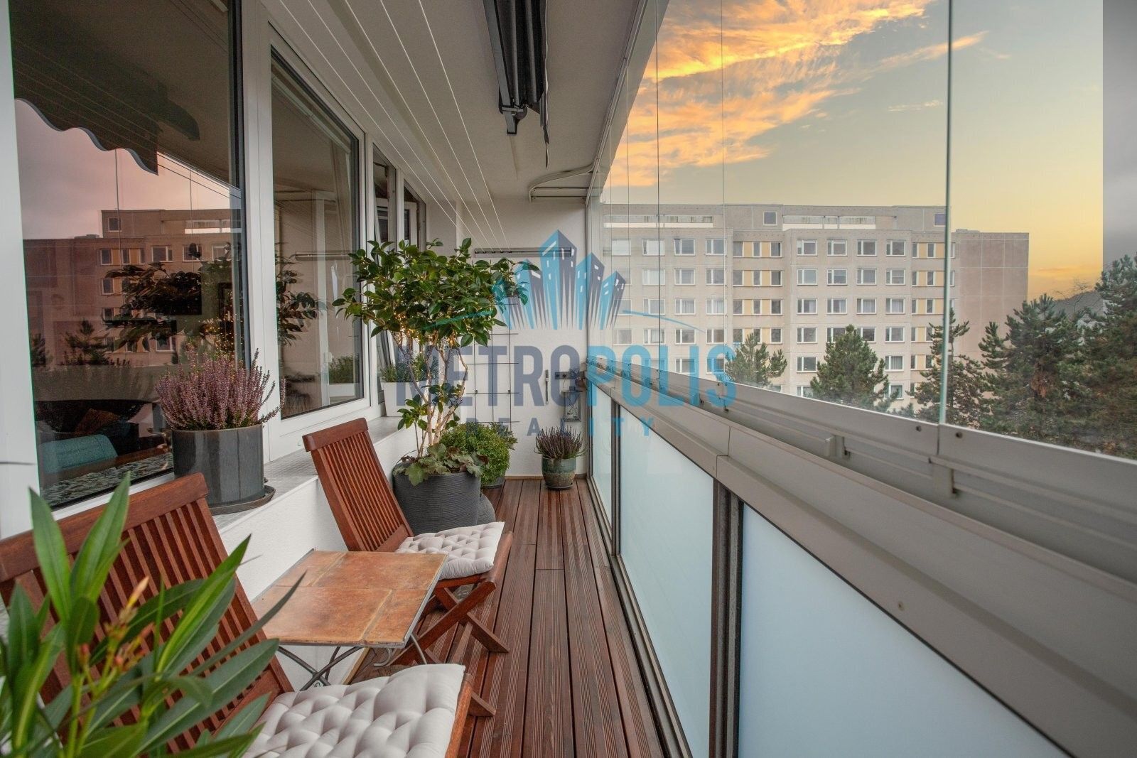 Prodej byt 3+1 - Jarníkova, Praha, 78 m²