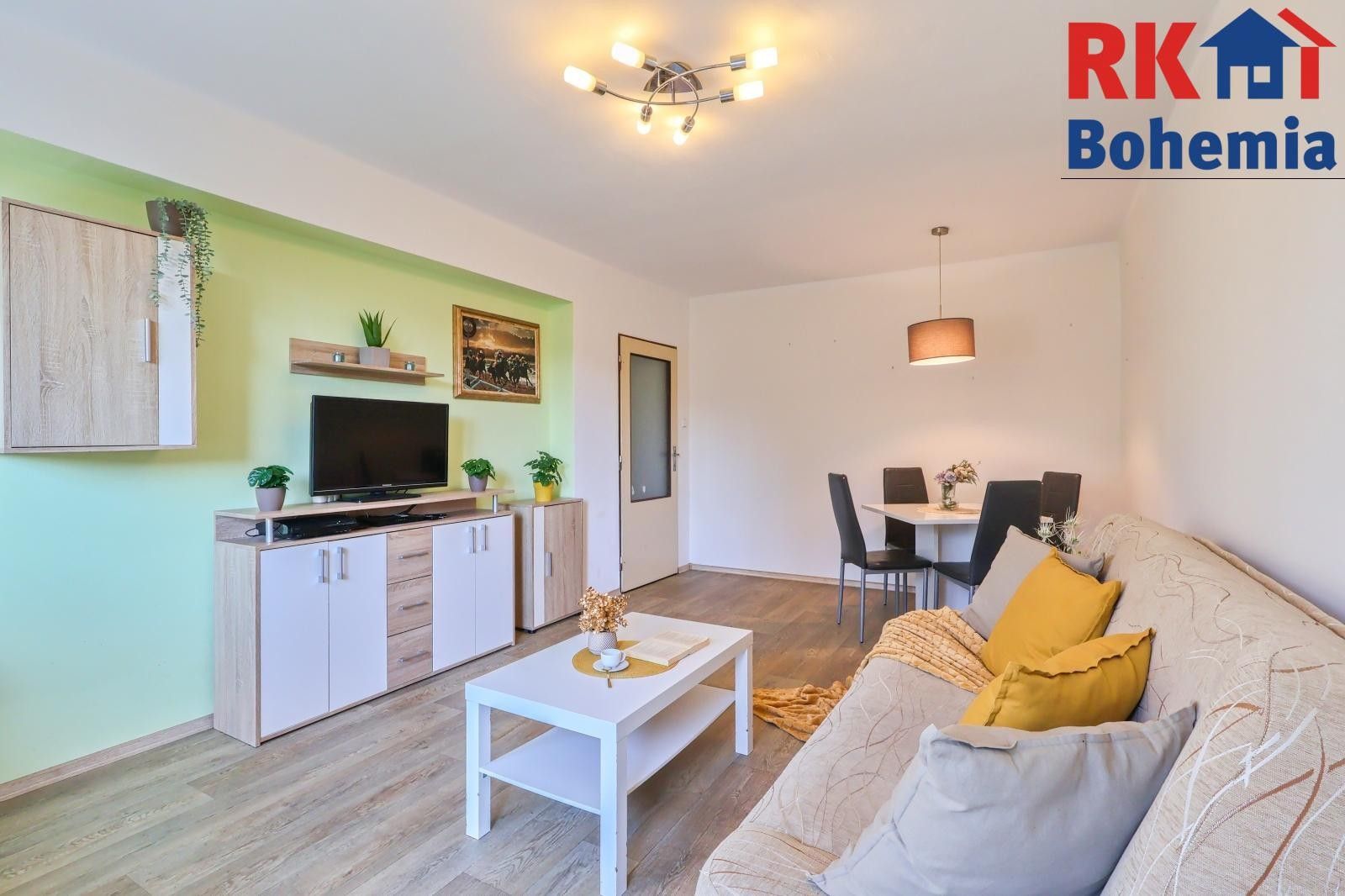 Prodej byt 3+1 - V Horkách, Pečky, 63 m²