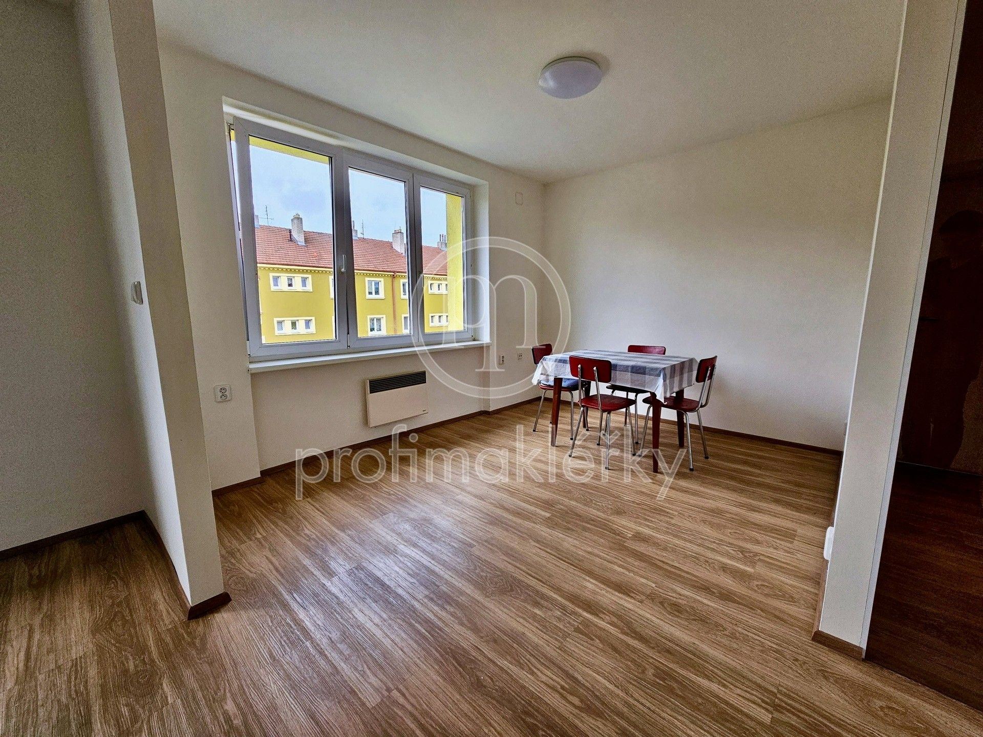 Pronájem byt 2+kk - Husova, Moravský Krumlov, 52 m² - 5