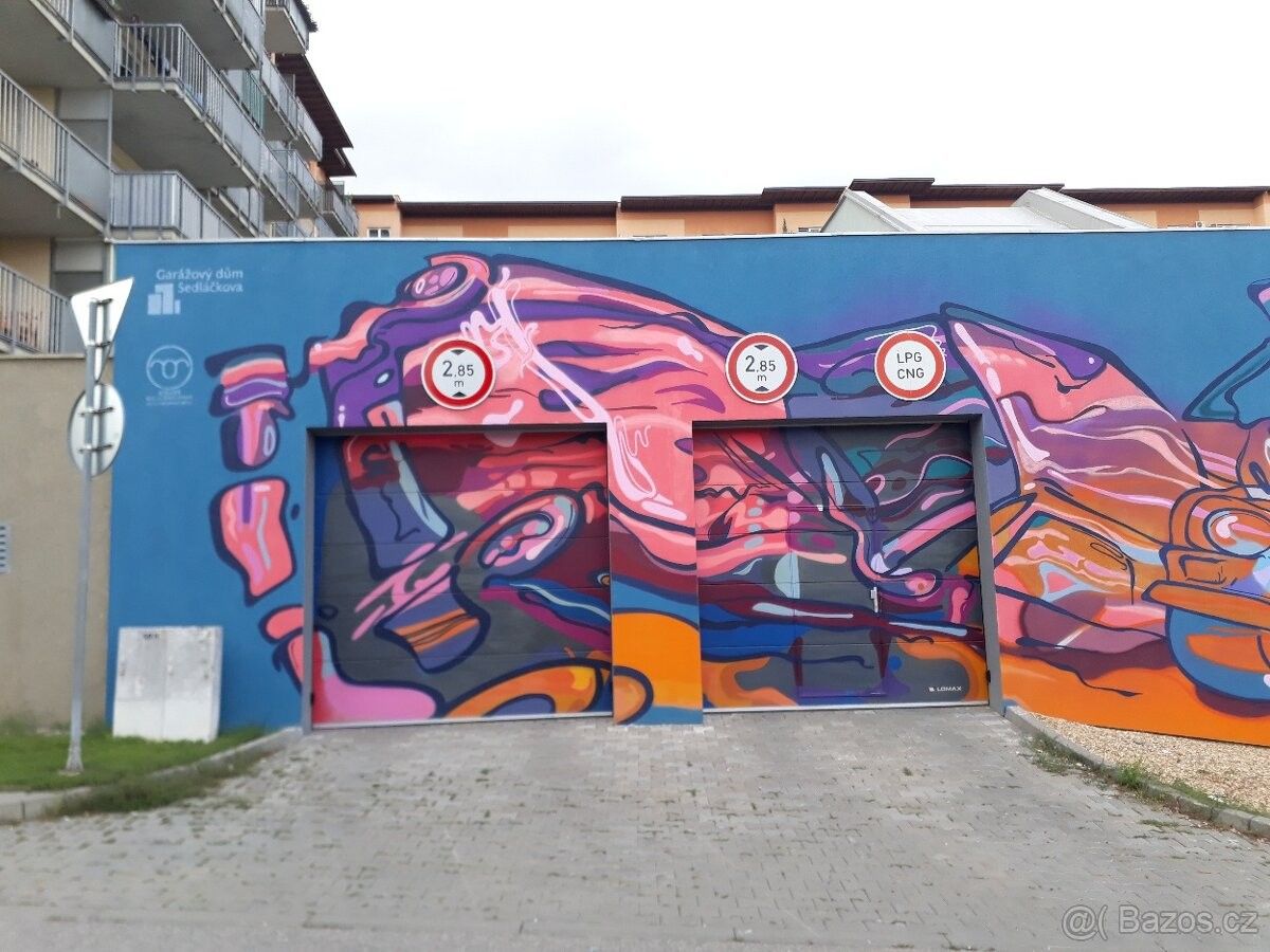 Garáže, Brno, 628 00