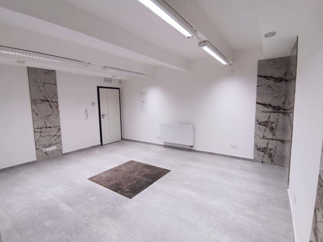 Pronájem komerční - Hrádecká 493, Sušice II, 24 m² - 5