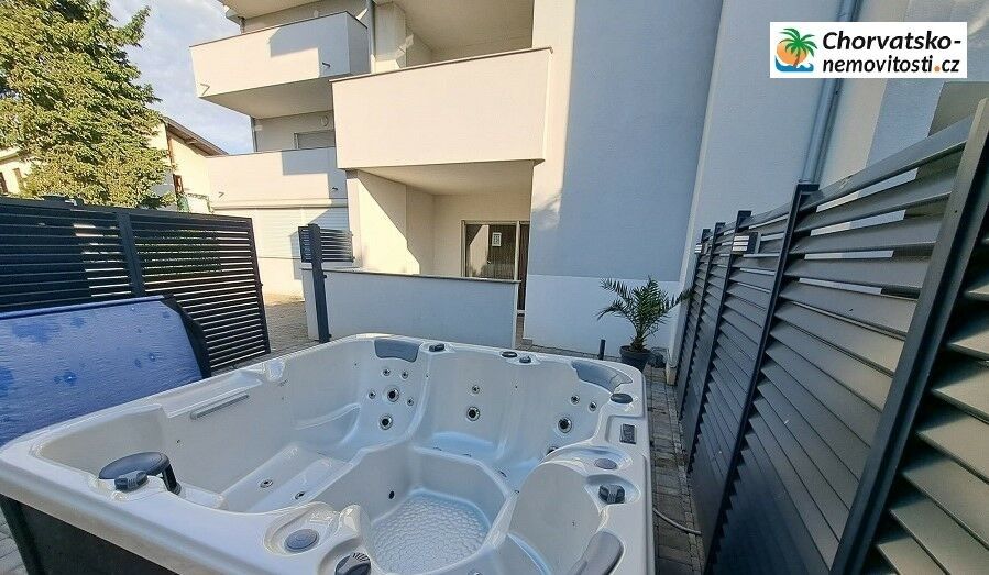 Prodej byt - 987 66, Zahraničí