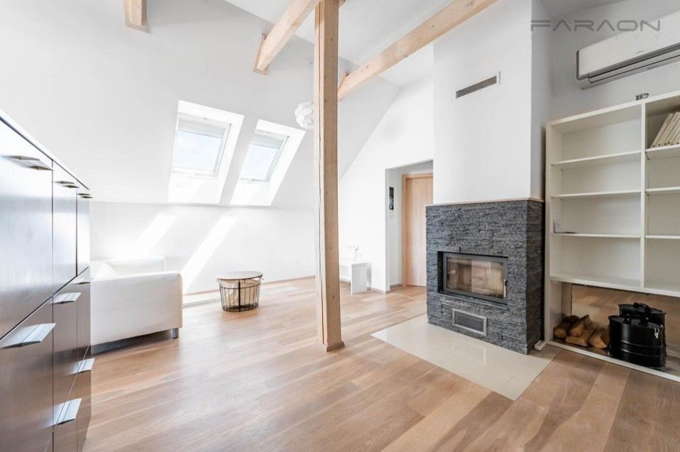 Prodej rodinný dům - Vojtěšská, Neratovice, 898 m²