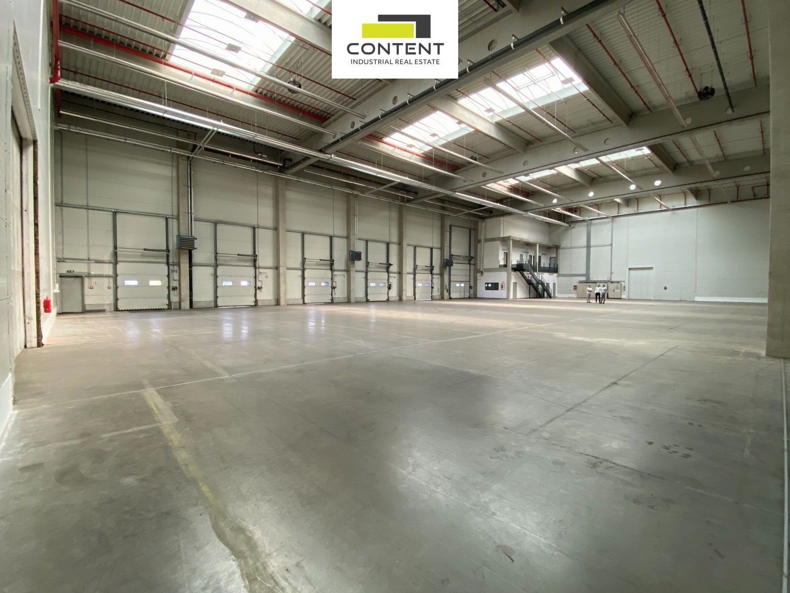 Sklady, Průmyslová, Pardubice, 14 556 m²