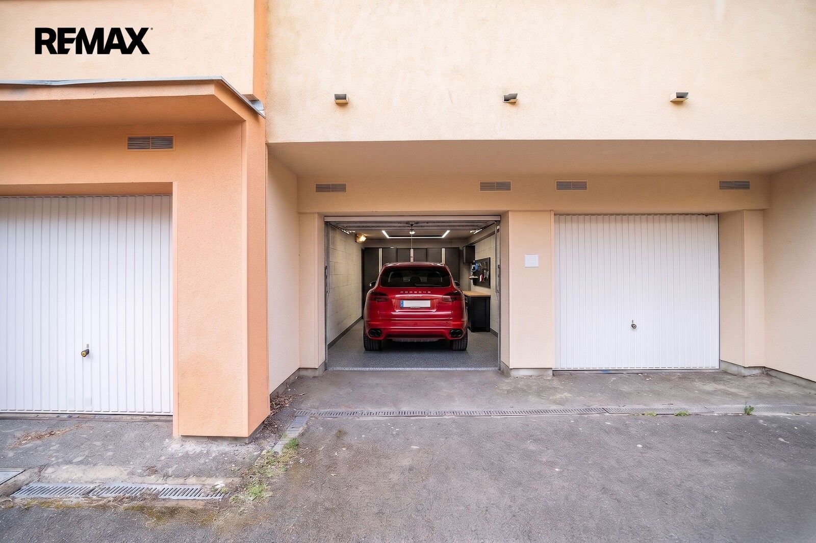 Garáže, Niederleho, Praha Malešice, 28 m² - 2