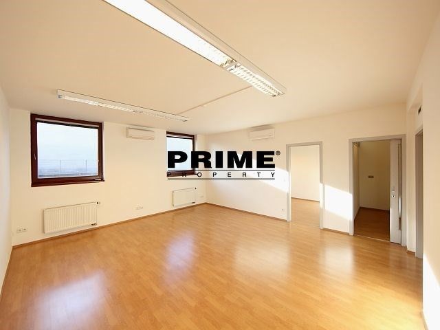 Kanceláře, Štefánikova 235, Praha Smíchov, 82 m² - 1