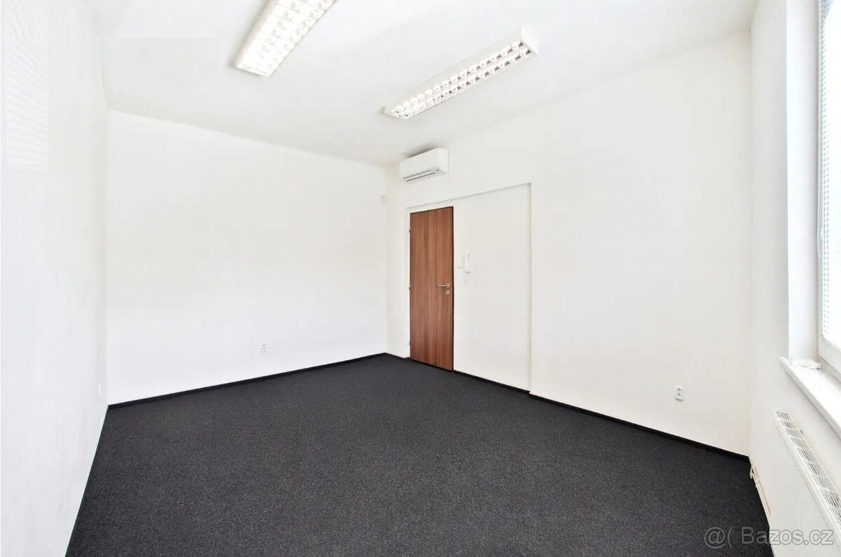 Kanceláře, Ostrava, 703 00