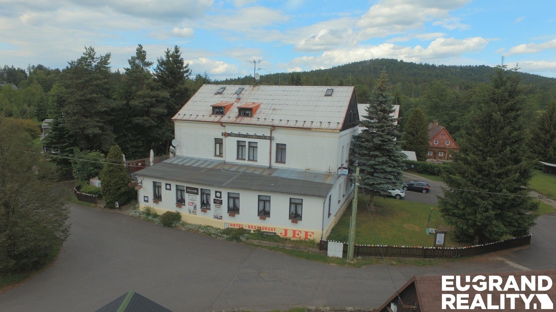 Ubytovací zařízení · 2 000 m² · Doubice - 4