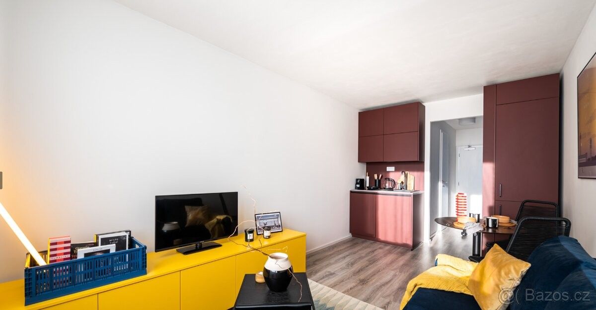 Prodej byt 1+kk - Praha, 149 00, 23 m²