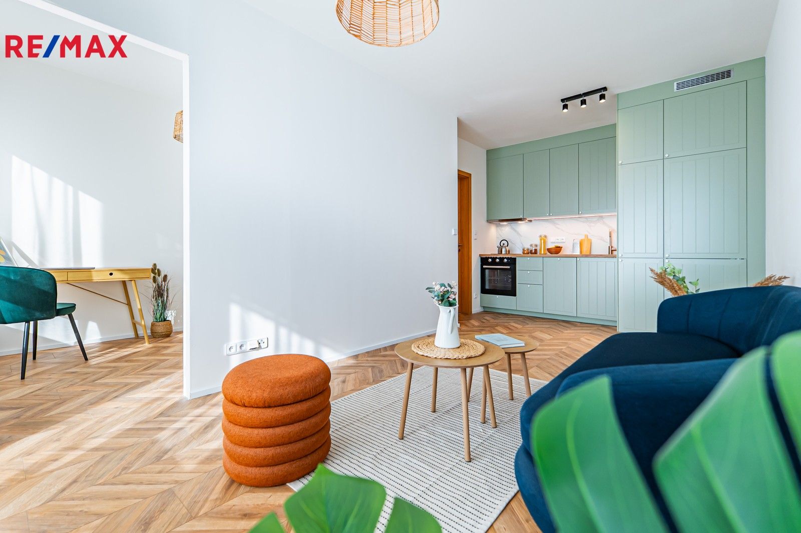 2+kk, Honzíkova 711, Praha, 40 m²