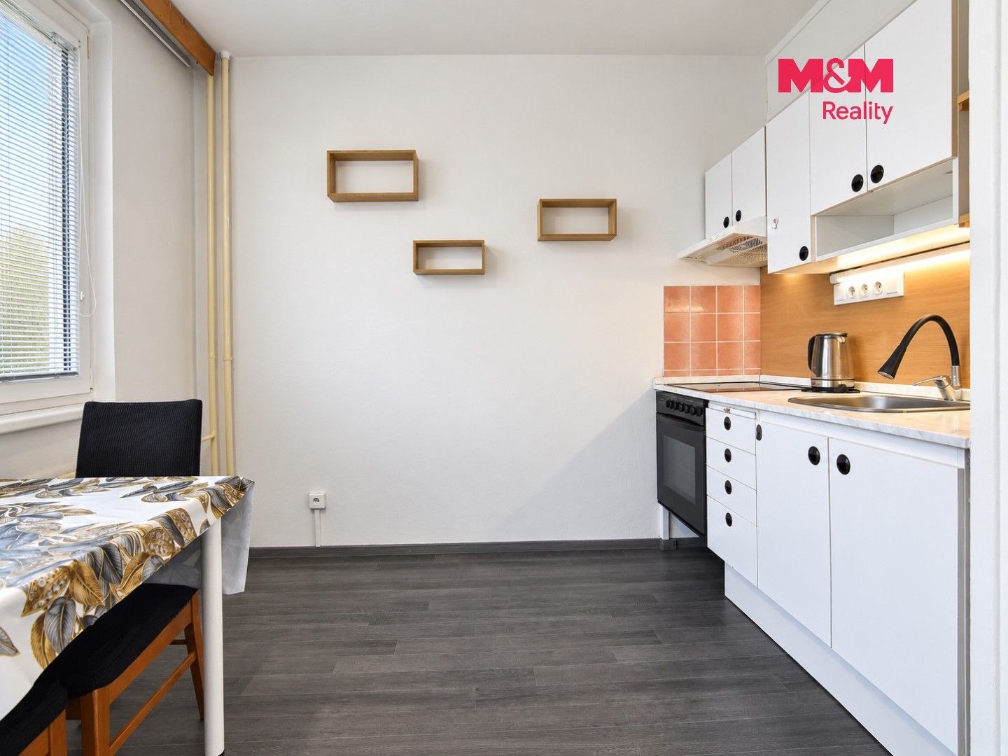 Byt 1+1 · 42 m² · třída Edvarda Beneše, Hradec Králové - 4