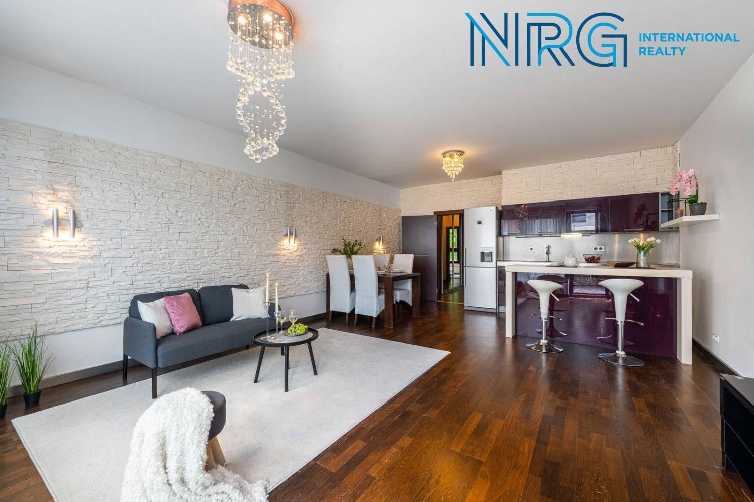 Prodej byt 2+kk - U Uranie, Praha, 69 m²