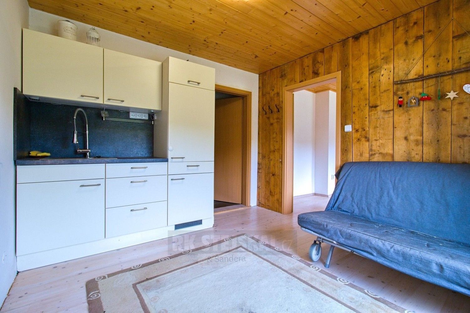 Rodinné domy, Moldava, okres Teplice, 410 m² - 1
