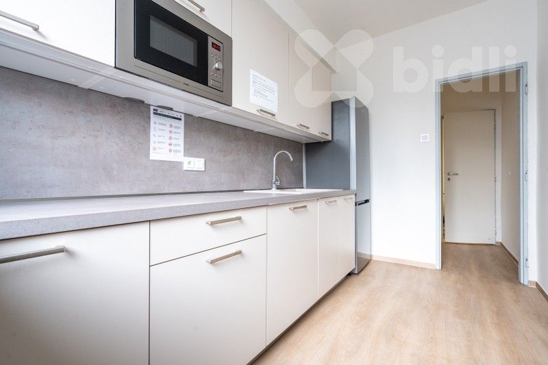 Pronájem kancelář - Osadní 324, Praha Holešovice, 19 m² - 5
